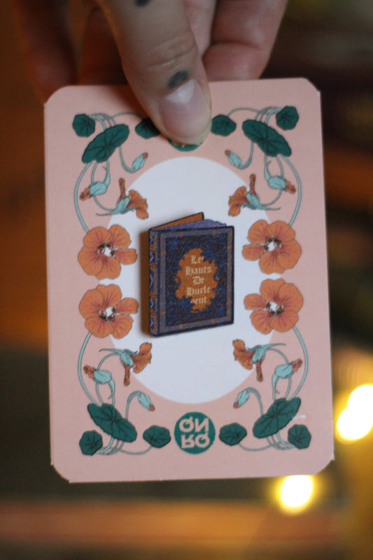 ✦ Pin's livre bleu ✦